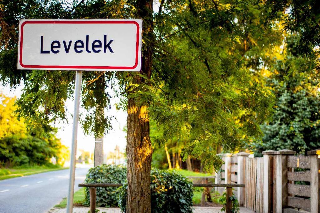 Leveleki Vendeghaz - Egeres Tanya Hotel Екстериор снимка